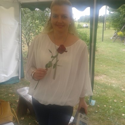 Indra Marija Dolģe (Dzejniece)