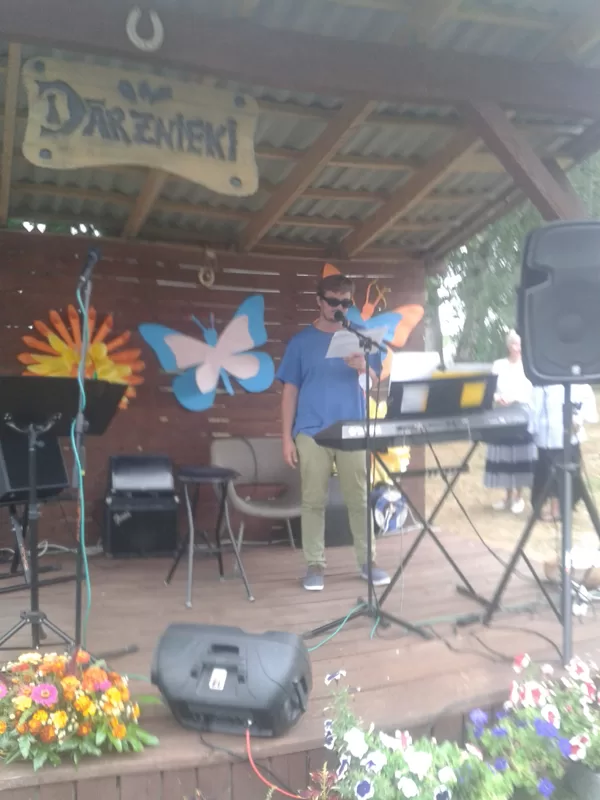 Vadims Hotuļovs (Dzejnieks)