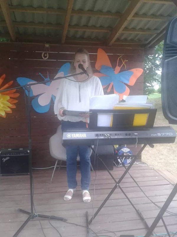 Indra Marija Dolģe (Dzejniece). Viņas dzejolis "Manai Latvijai" - tapis dziesmai.